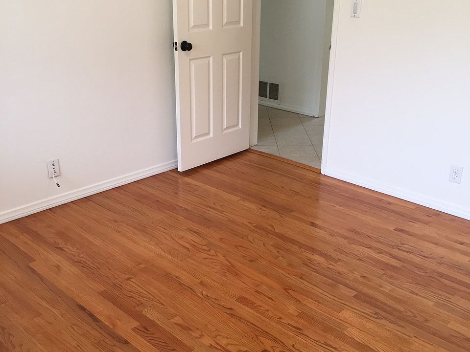 1st image of 5242 Vickie Dr