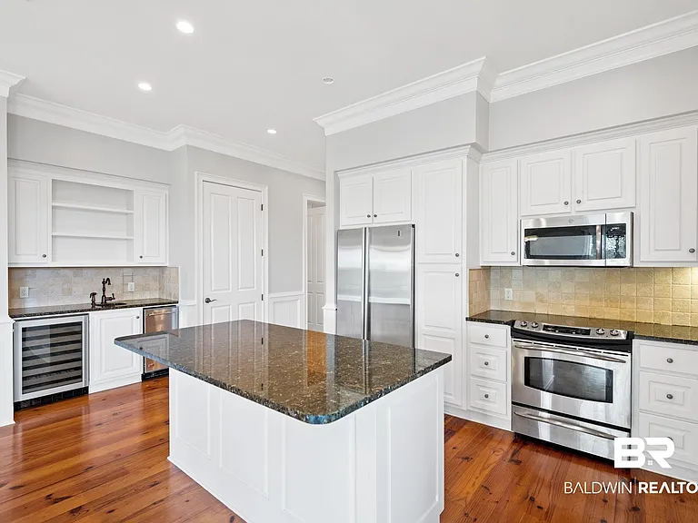 32511 Water View Dr E — Photo 16