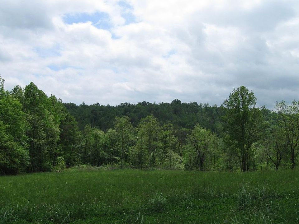 2nd image of 474 Daniels Ridge Rd