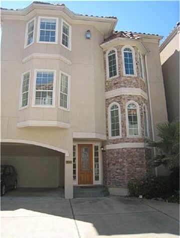 1st image of 2323 Potomac Dr