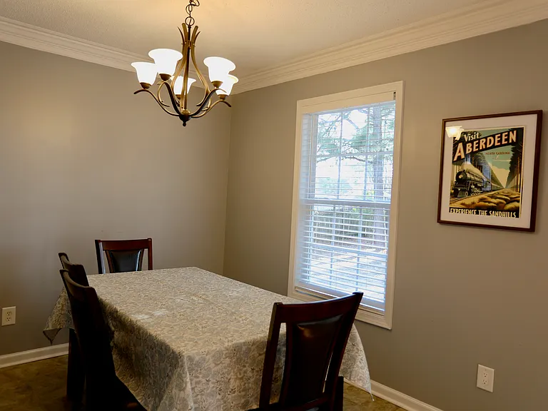 350 Woodgreen Dr — Photo 6