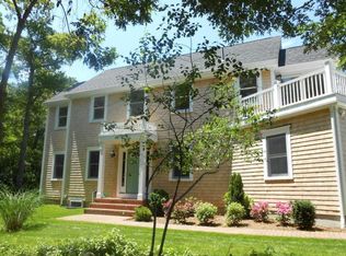 9 Johnson Ln, Centerville, MA 02632
