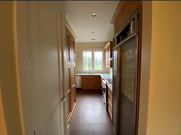 5th image of 4600 Grove Park Dr APT 1
