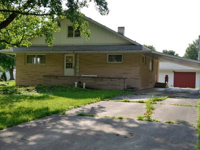 651 N Washington St, Bushnell, IL, 61422