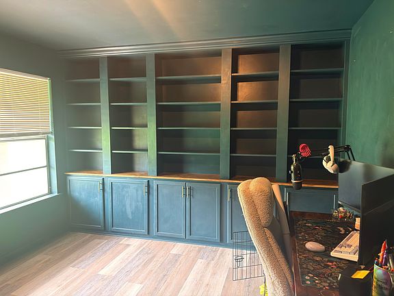 5th image of 1209 Moody Ln