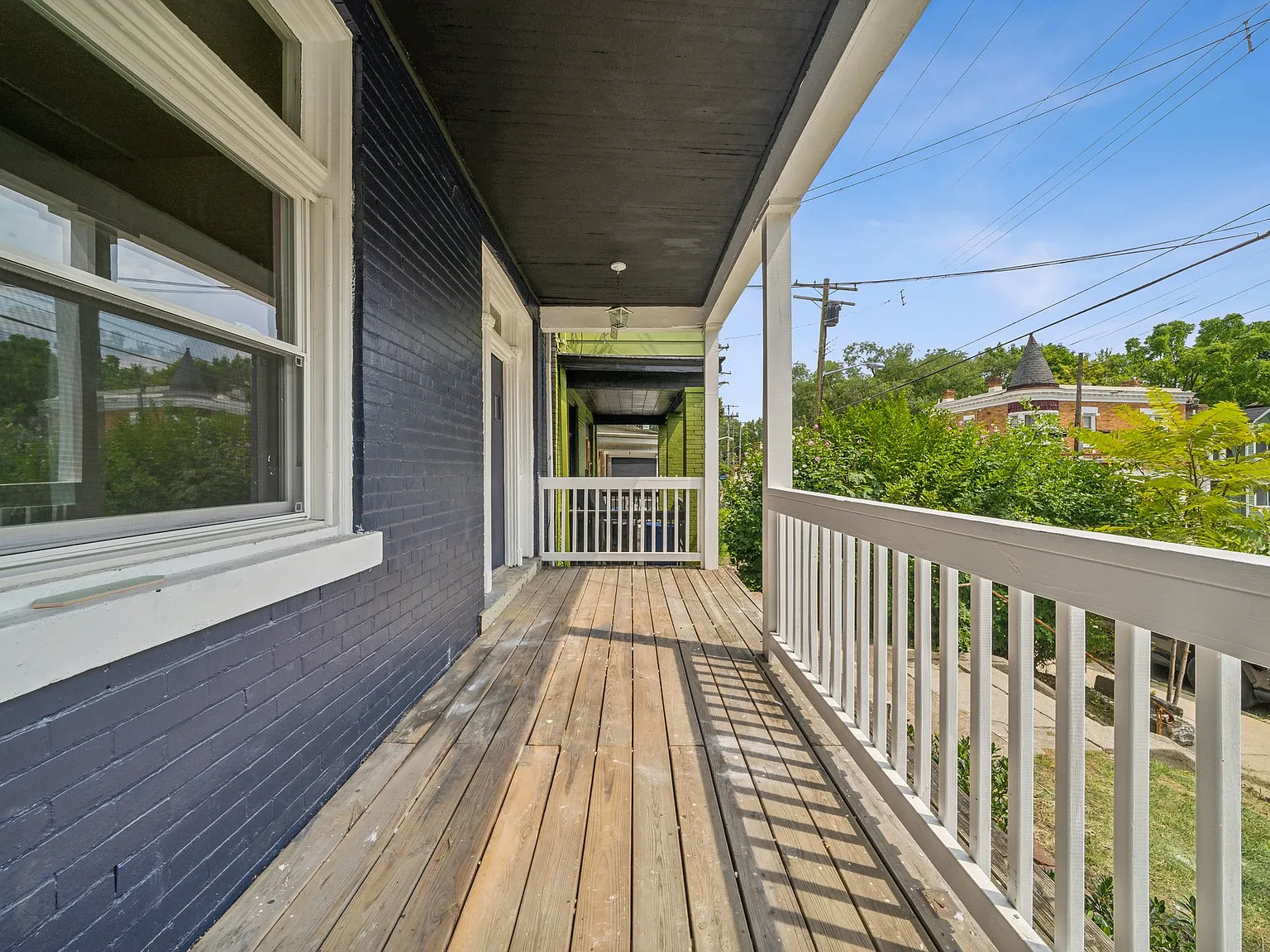 2 bed, $1,600 — Photo 3