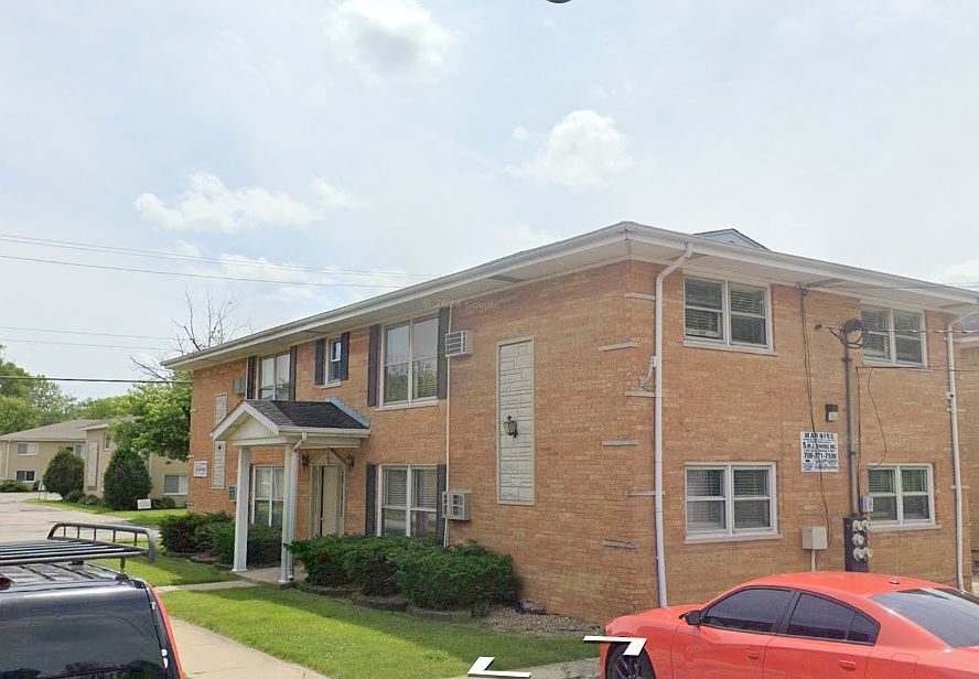 1st image of 18526 Wildwood Ave APT 2E