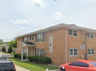 18526 Wildwood Ave APT 2E, Lansing, IL 60438