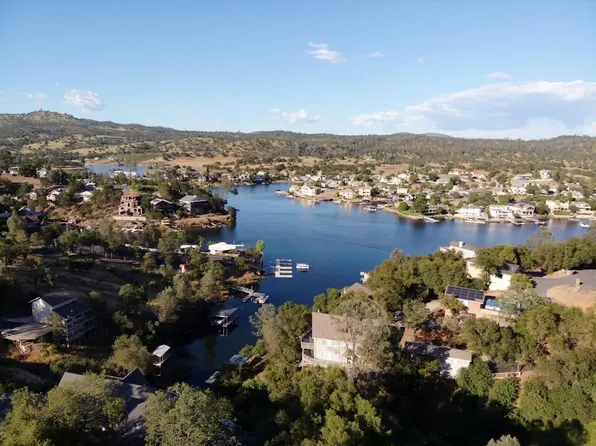 4769 Lakeshore Dr, Copperopolis, CA 95228