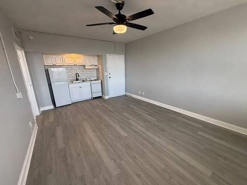 1 bed, 1.0 bath, $950 — Photo 3