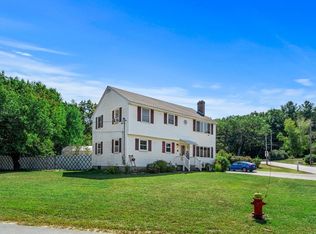 1 Staunton Rd, Groveland, MA 01834