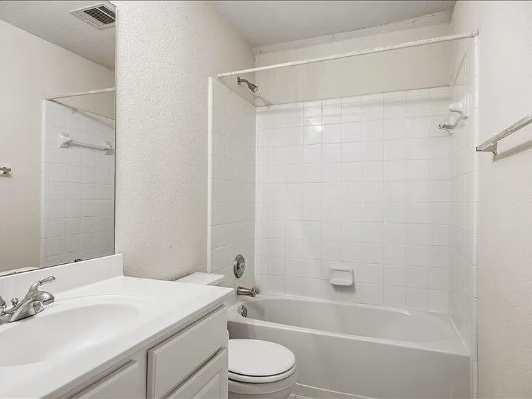 1500 Ashberry Trl — Photo 20