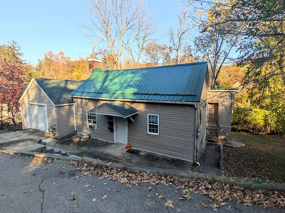 58 Mound St #2