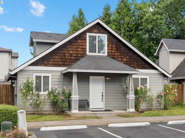 601 W 1st St, Newberg, OR 97132