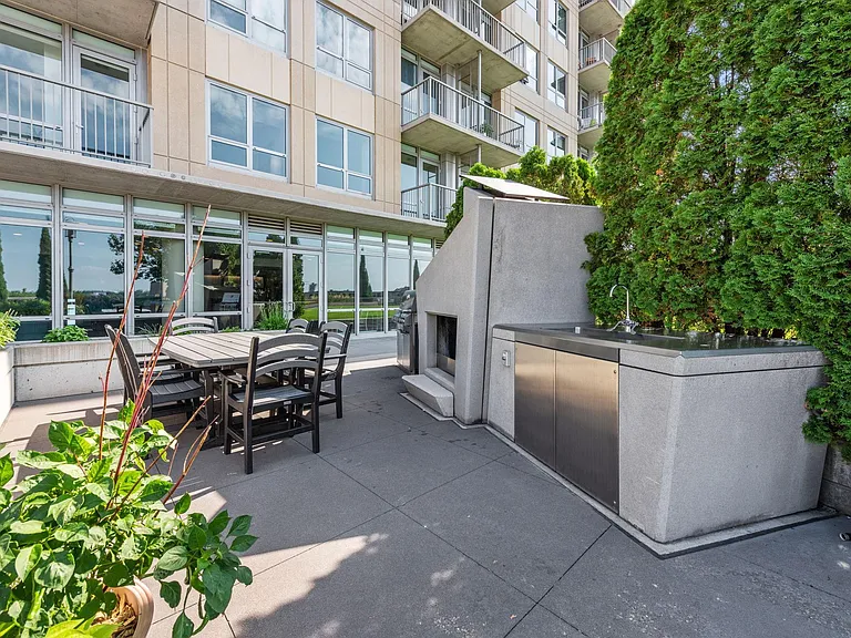 929 Portland Ave #1101 — Photo 32