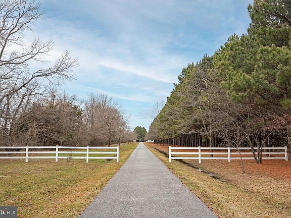 2nd image of 8781 Tilghman Island Rd