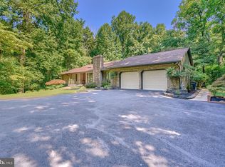 15 Folly Farms Ct, Reisterstown, MD 21136