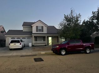 3602 Koufax Dr, Lancaster, CA 93535