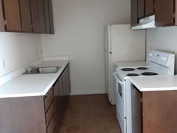 4th image of 915 W Miner St APT 46