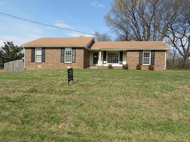 1st image of 545 Barnes Dr