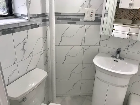 Rented by Sophie Bednarczyk | media 30