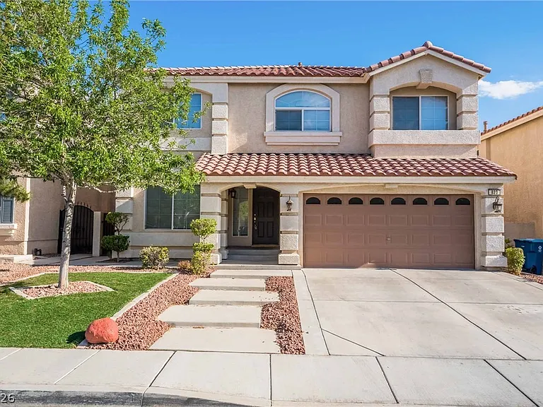 823 Beartooth Falls Ct — Photo 2