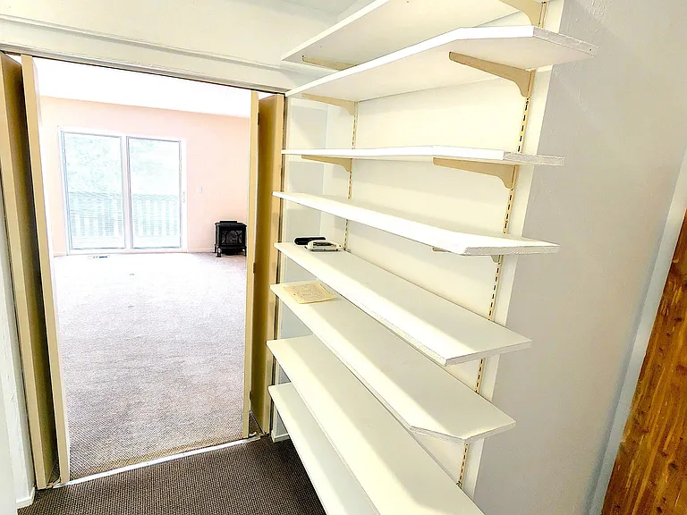 44 Aquinas Dr — Photo 17