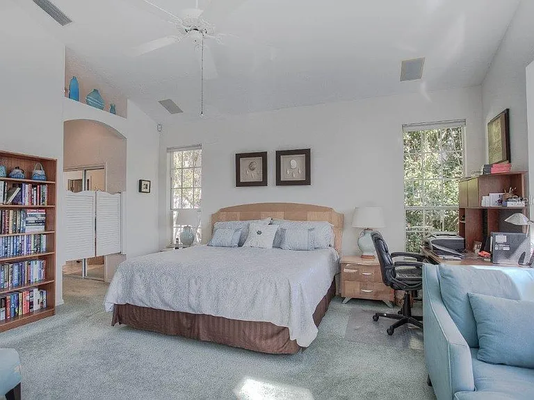 7101 Victoria Cir — Photo 20