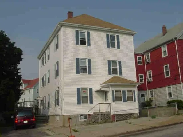 40 Liberty St, Central Falls, RI 02863