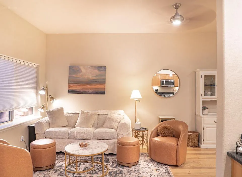 237 Dunthorpe Dr