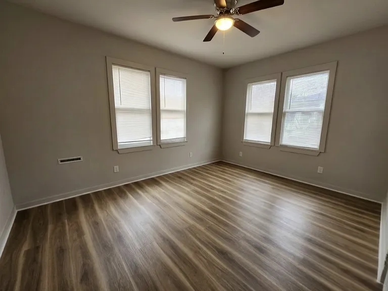 731 N Pine St #1 — Photo 9