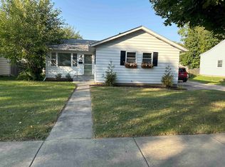 3304 Constance Dr, Rockford, IL 61108