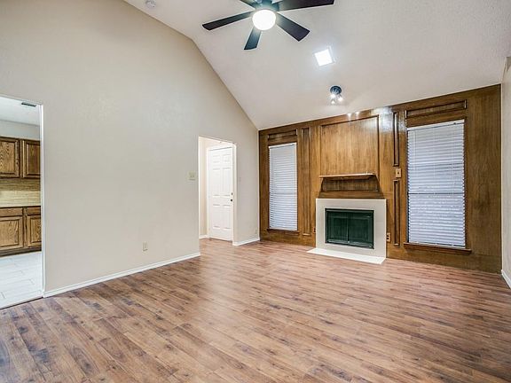 4th image of 728 Red Oak Dr