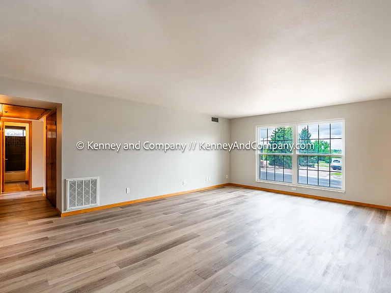 2902 Airport Rd #204 — Photo 2