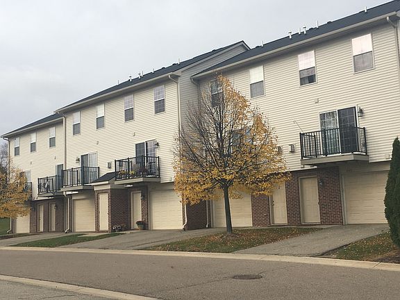 4th image of 1425 Academy Ln #Townhouse