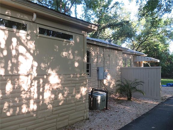 2nd image of 2305 Emogene St