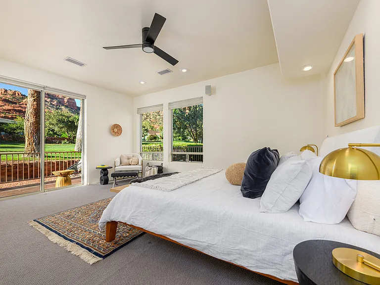 230 Red Rock Cove Dr — Photo 18