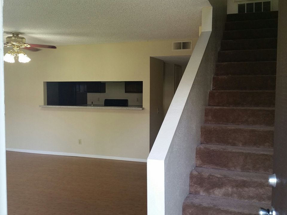 2nd image of 1702 E G St APT B