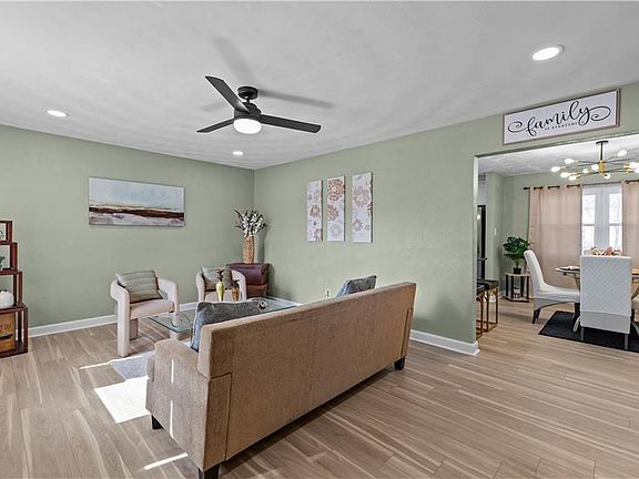 2nd image of 4808 N Witchduck Rd