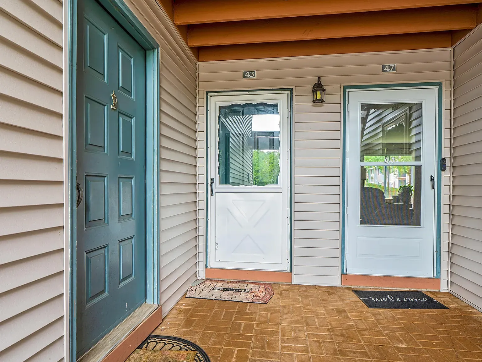 2 bed, 974 sqft, $2,500 — Photo 4