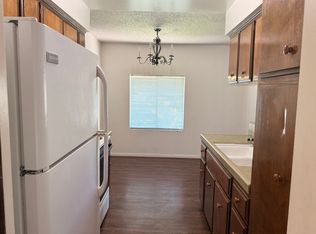 450 Jackson St APT 5, Red Bluff, CA 96080