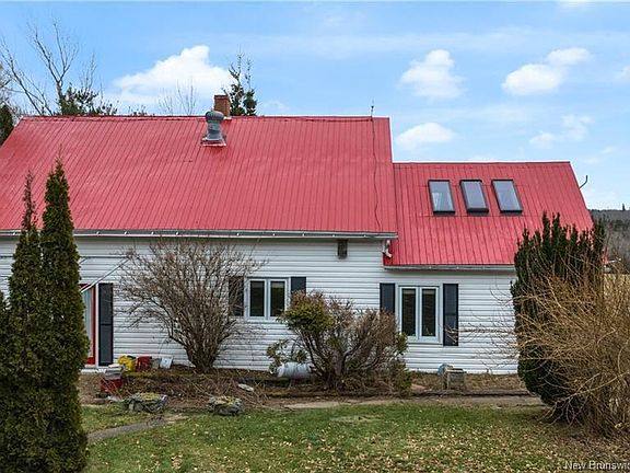 2nd image of 689 Carpenter Bald Hill Rd