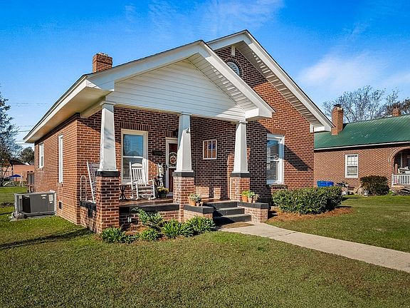 2nd image of 106 Sherard Ave