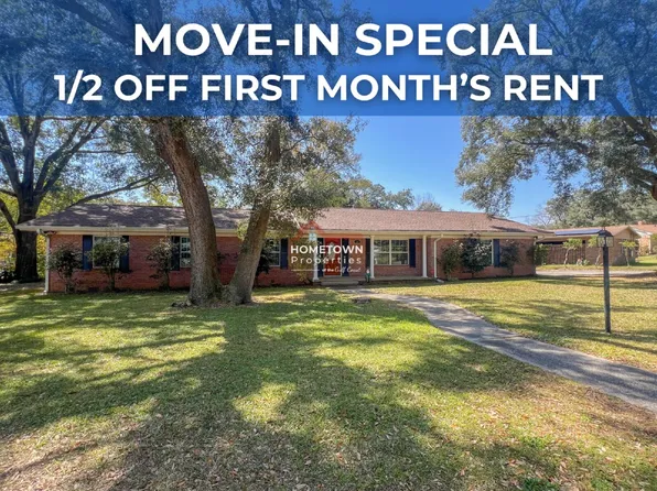 11 Gunn Cir, Pensacola, FL 32506