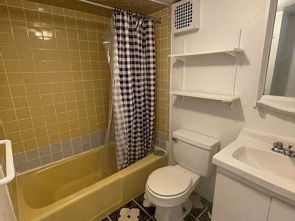 5th image of 200 W 82nd St Bsmt B1