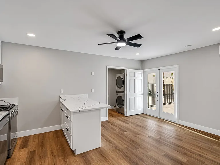 4286 Marlborough Ave — Photo 12