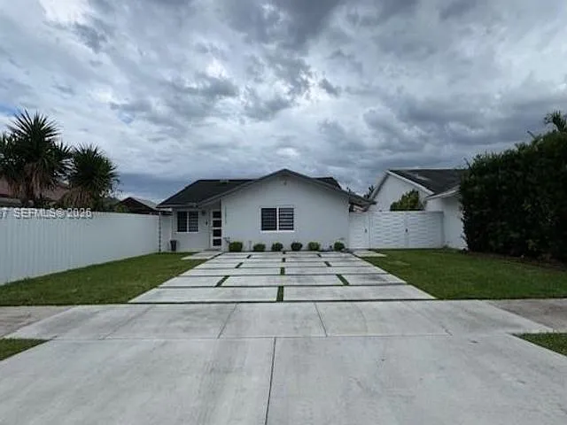13812 SW 16th Ter
