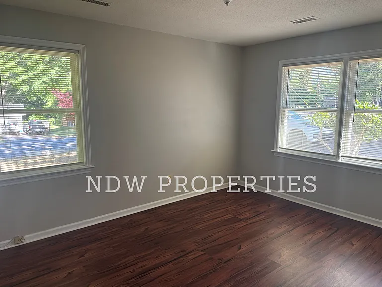 2917 Jason Dr — Photo 11