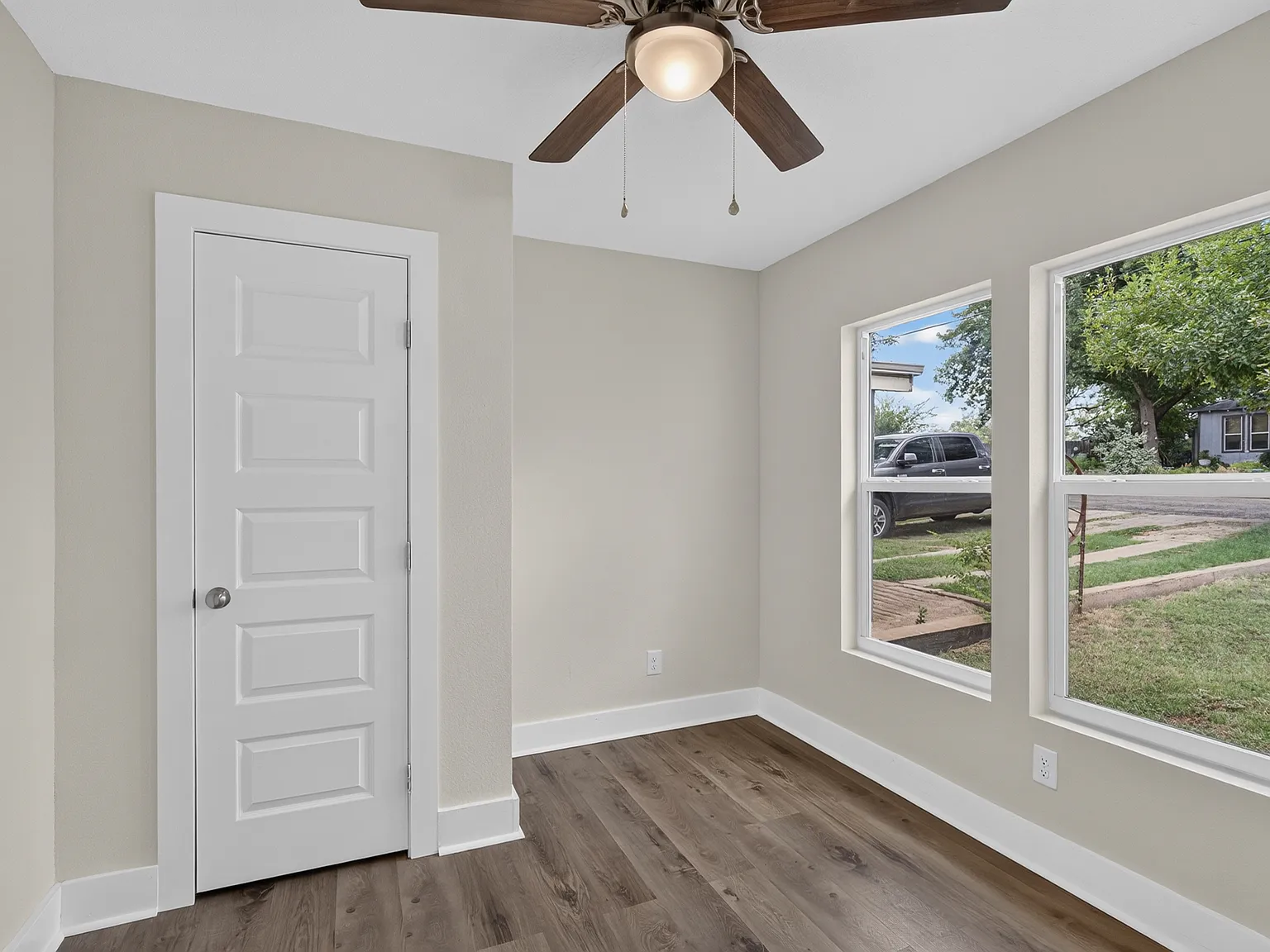 2 bed, 1036 sqft, $1,500 — Photo 4