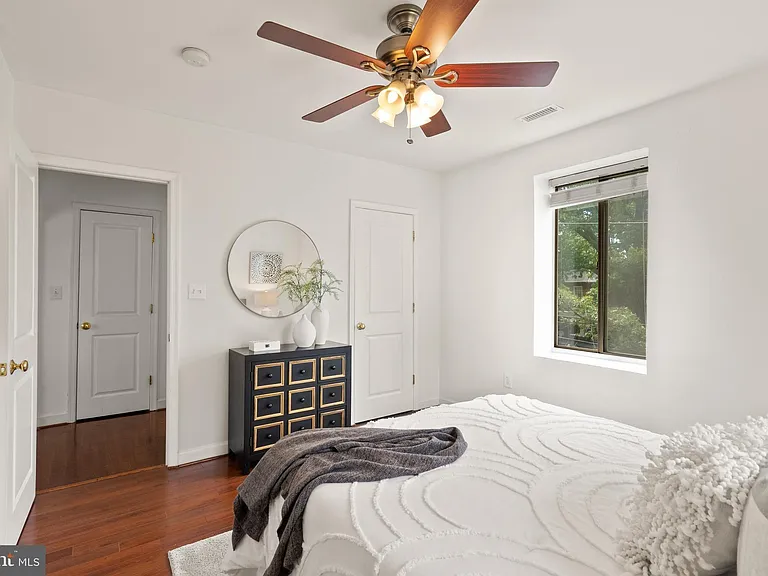 5401 9th St NW #201 — Photo 13
